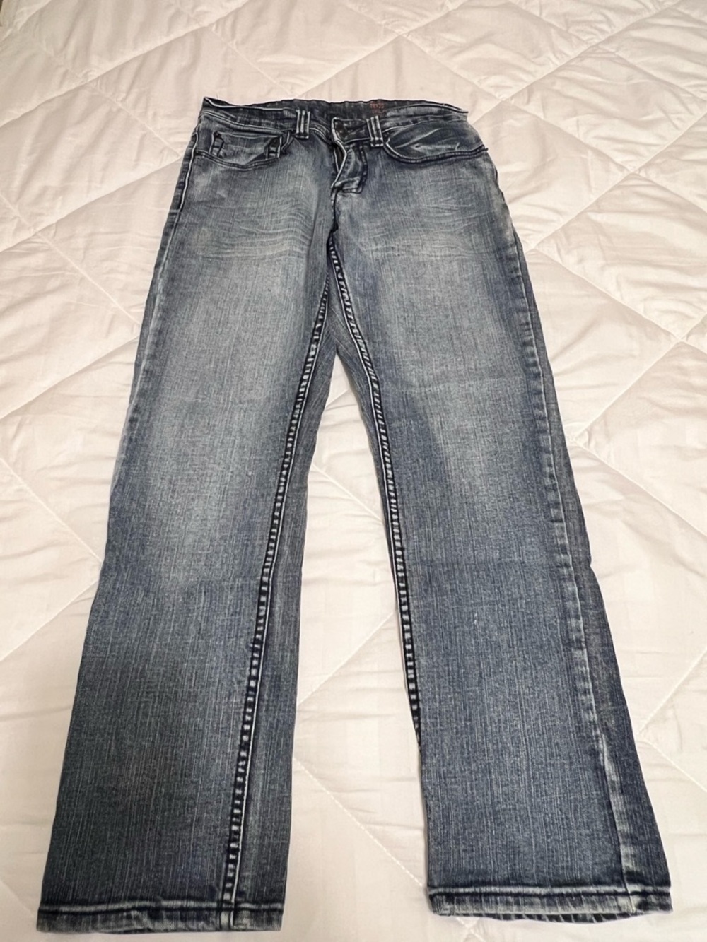 urban pipeline Men’s Relaxed Straight Jeans - Washed Blue